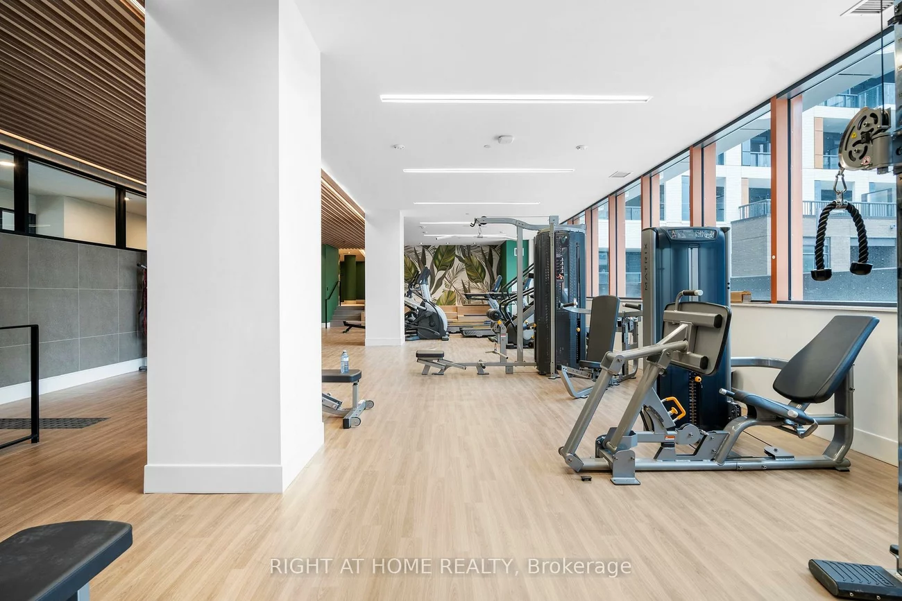 7950, Bathurst, Beverley Glen, Vaughan