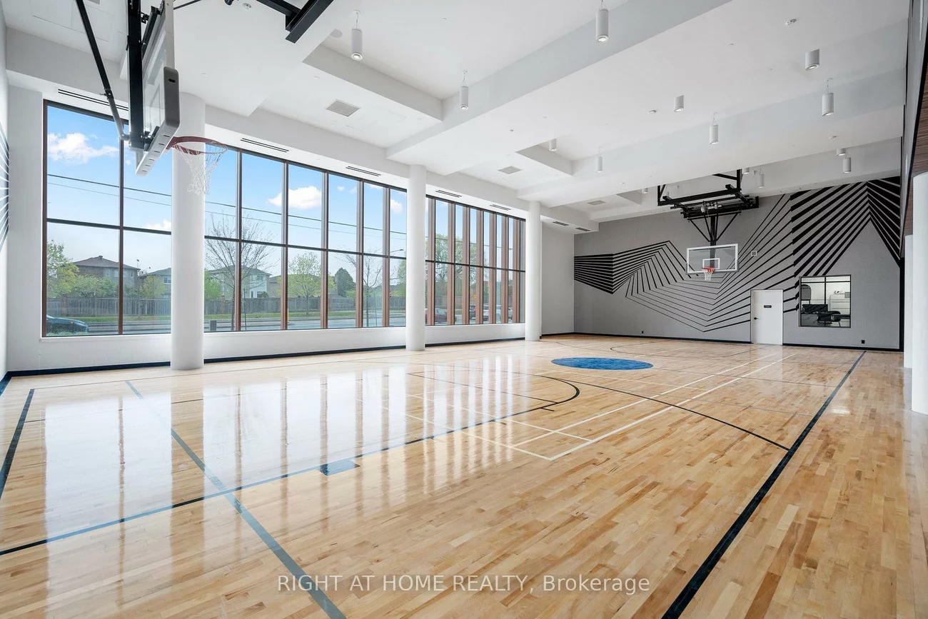 7950, Bathurst, Beverley Glen, Vaughan