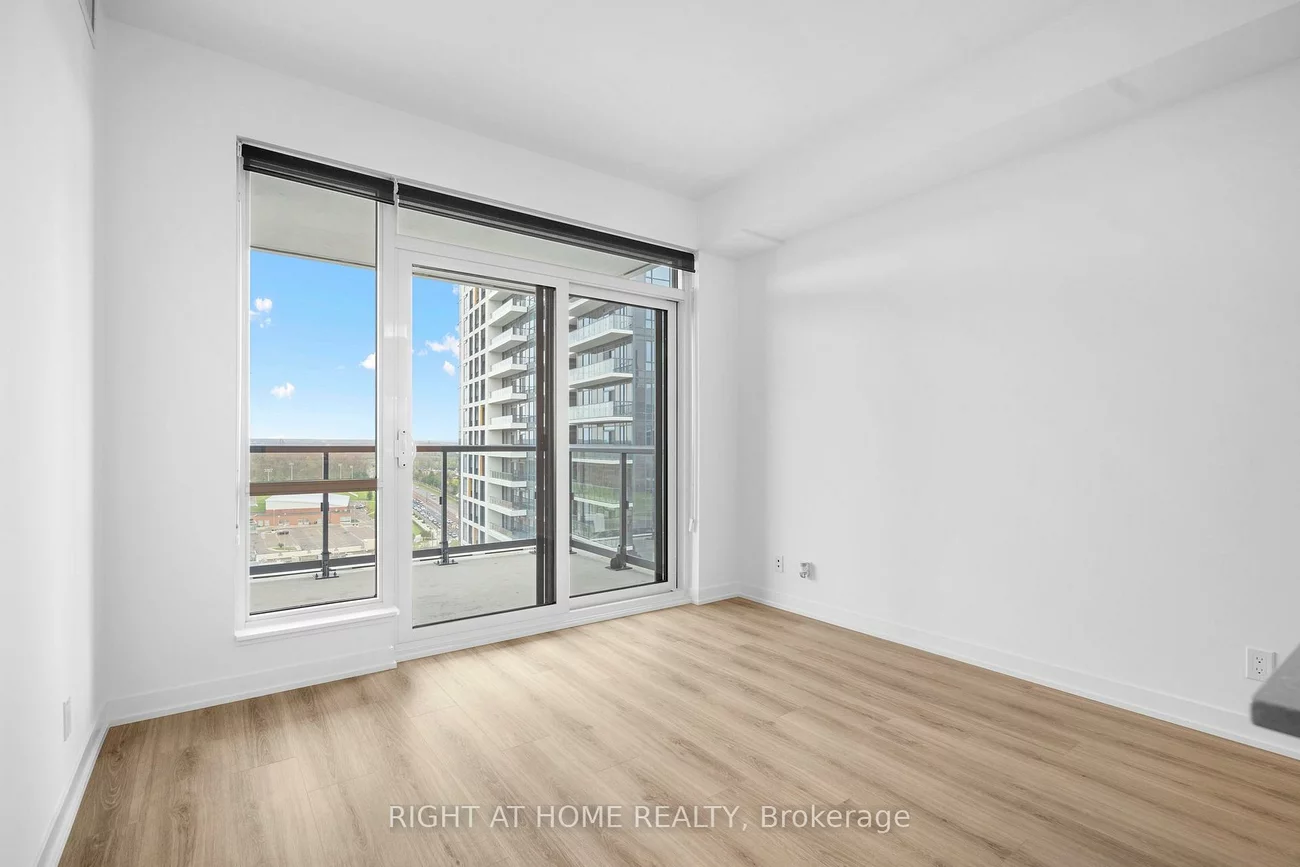 7950, Bathurst, Beverley Glen, Vaughan