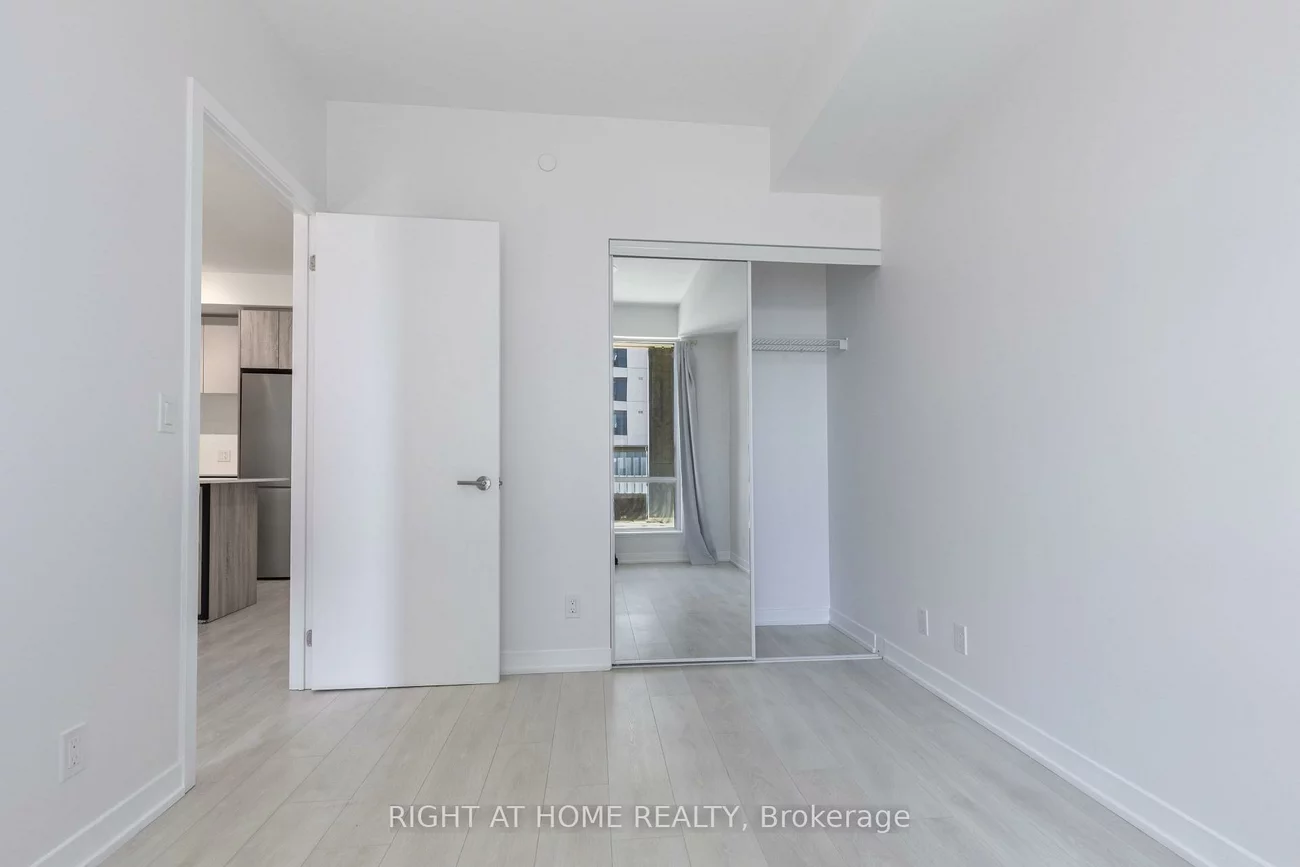 7950, Bathurst, Beverley Glen, Vaughan