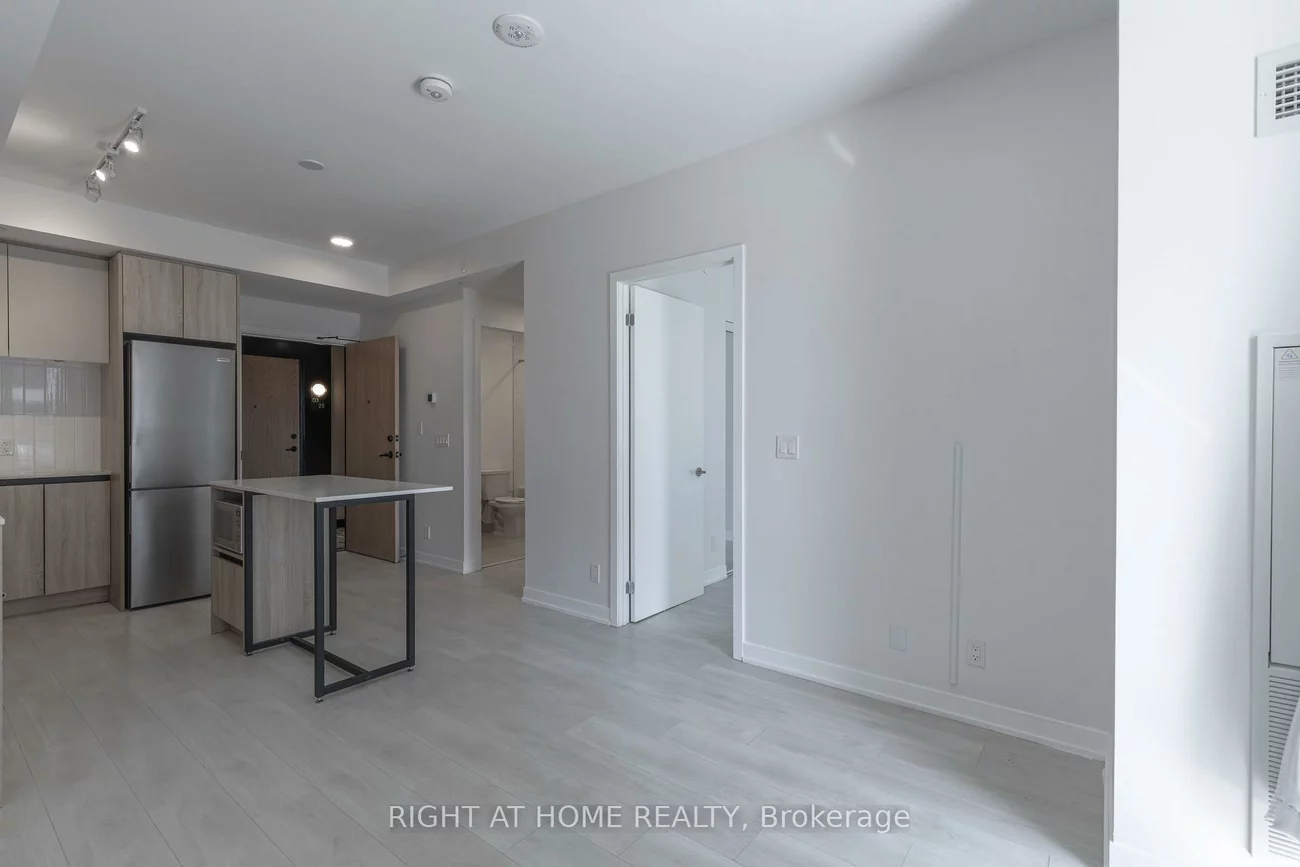 7950, Bathurst, Beverley Glen, Vaughan