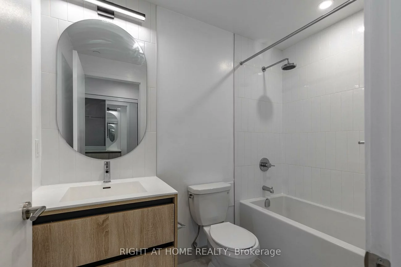 7950, Bathurst, Beverley Glen, Vaughan