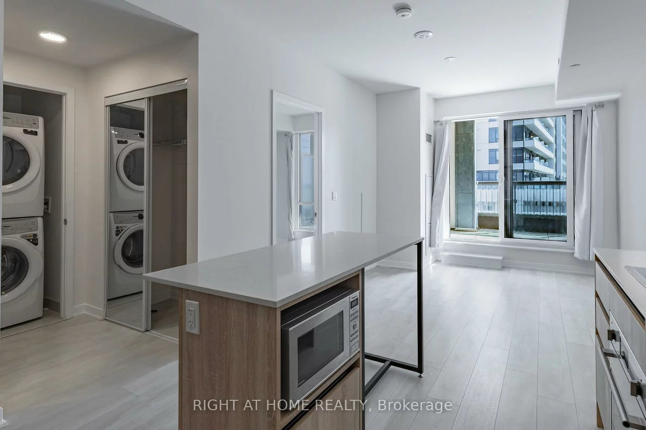 7950, Bathurst, Beverley Glen, Vaughan