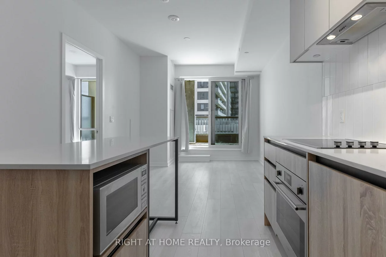 7950, Bathurst, Beverley Glen, Vaughan