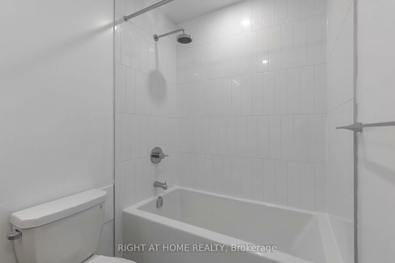 7950, Bathurst, Beverley Glen, Vaughan