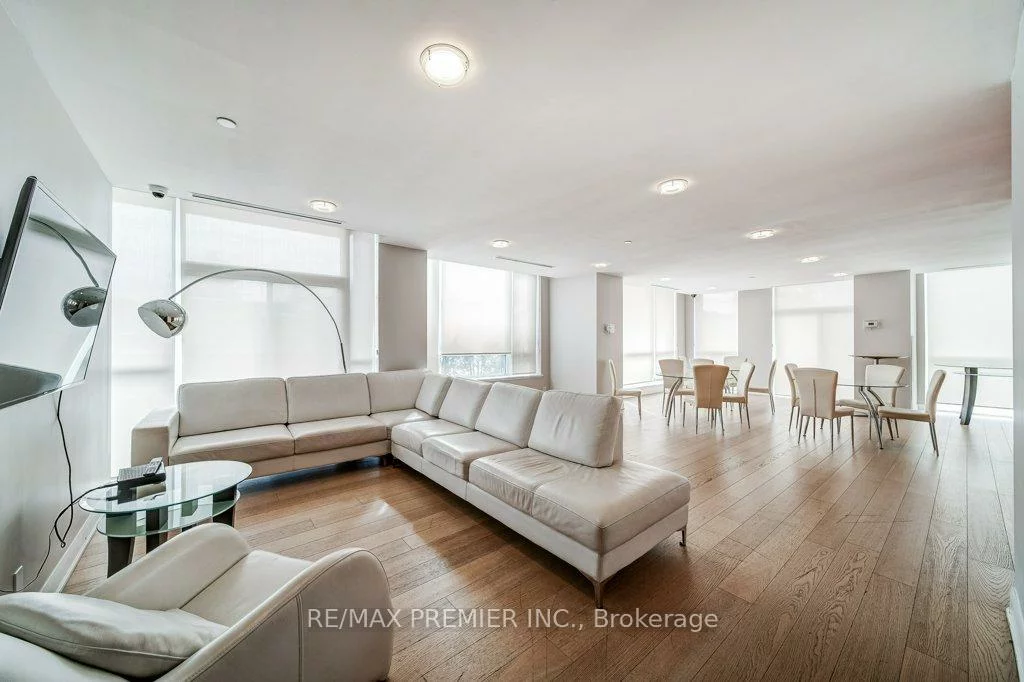 4700, Highway 7, Vaughan Grove, Vaughan