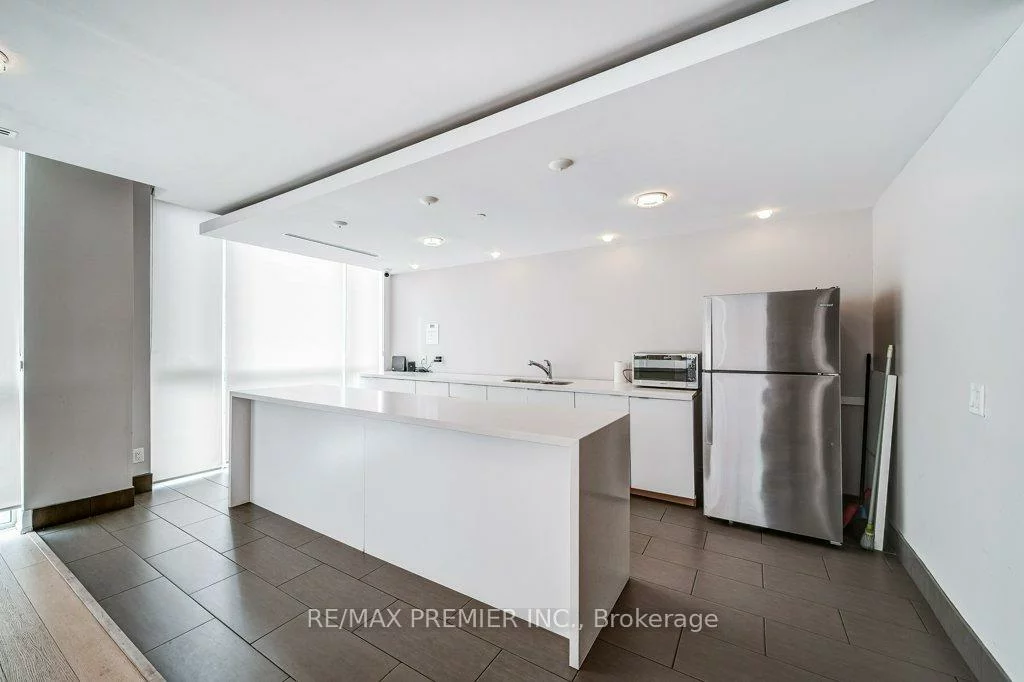 4700, Highway 7, Vaughan Grove, Vaughan