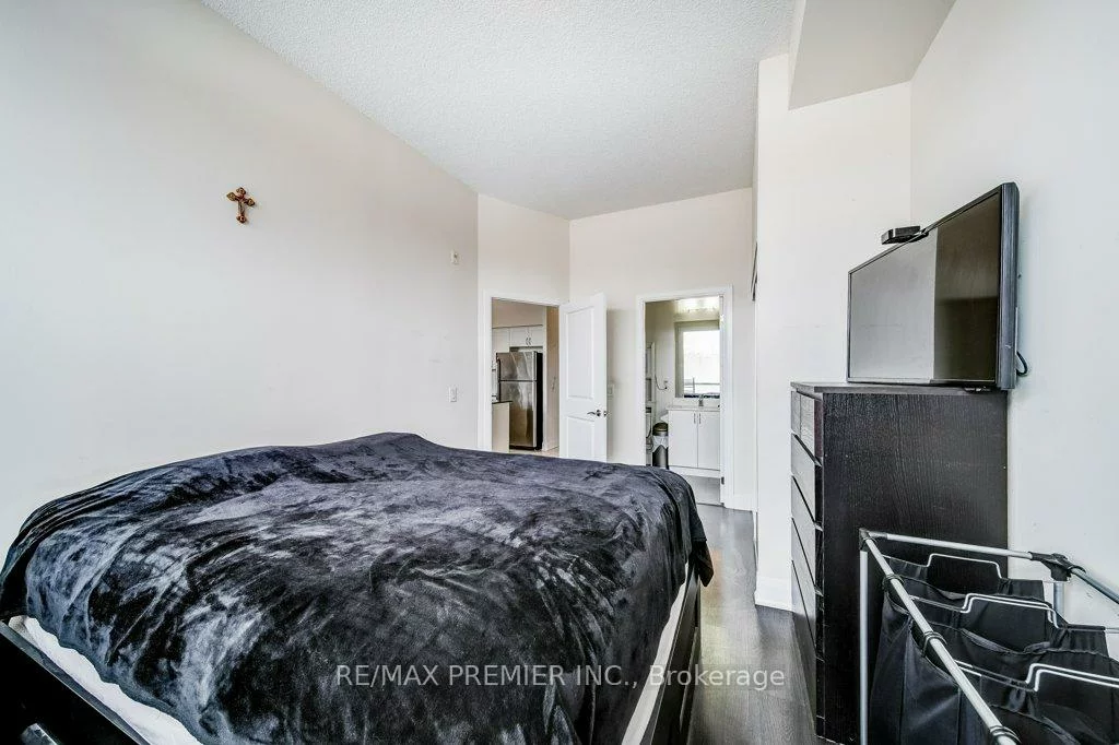 4700, Highway 7, Vaughan Grove, Vaughan