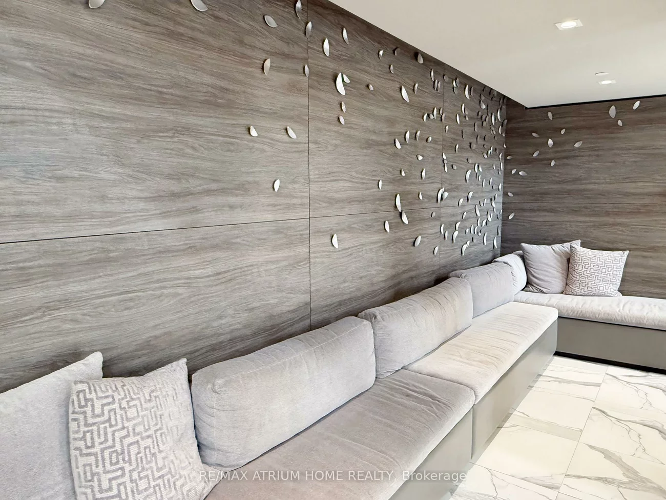 2916, Highway 7, Concord, Vaughan