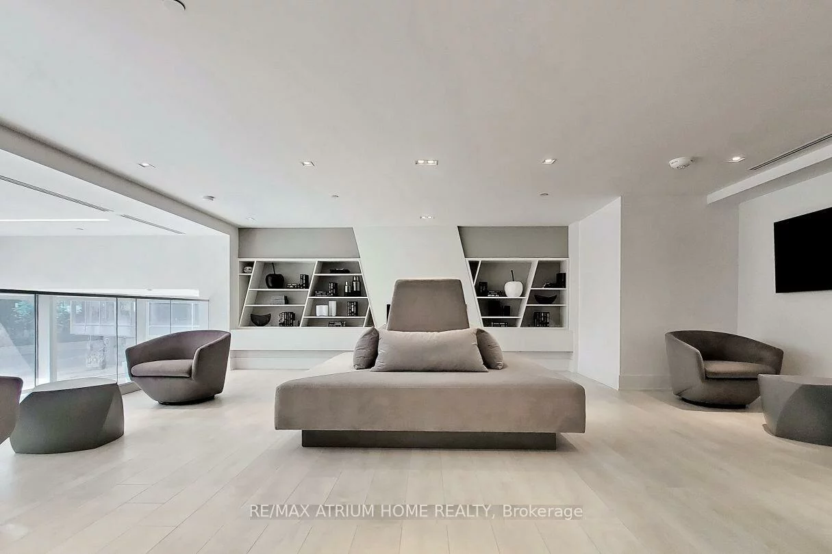 2916, Highway 7, Concord, Vaughan