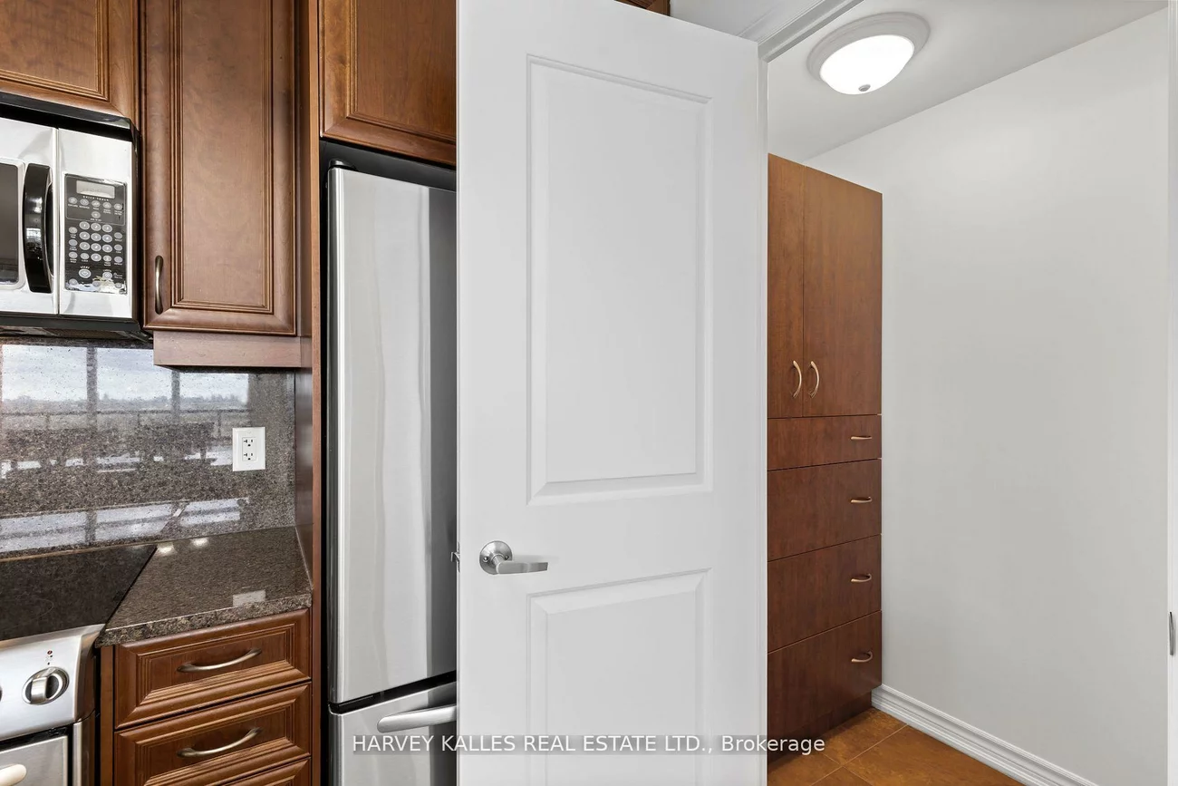 9235, Jane, Maple, Vaughan