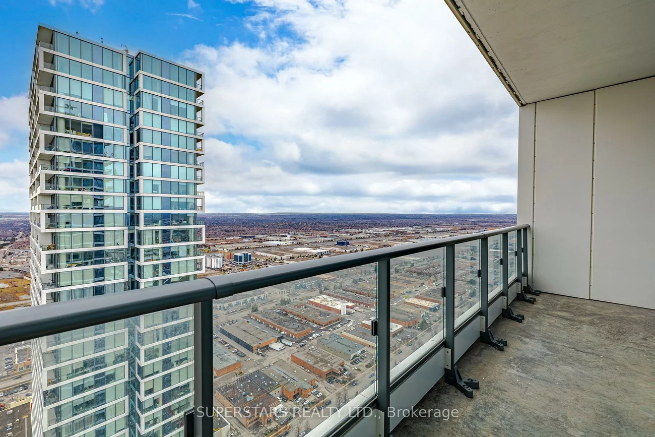 950, Portage, Vaughan Corporate Centre, Vaughan