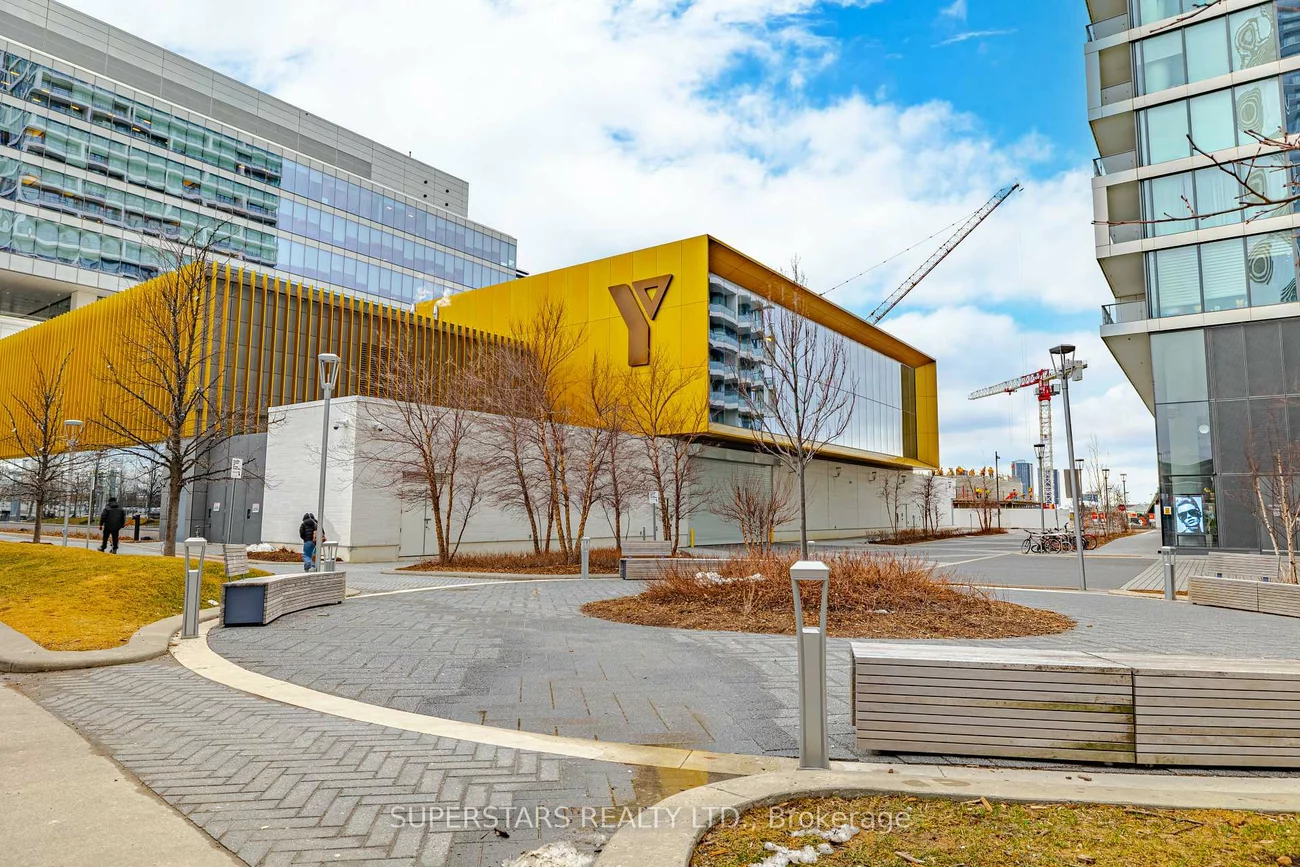 950, Portage, Vaughan Corporate Centre, Vaughan