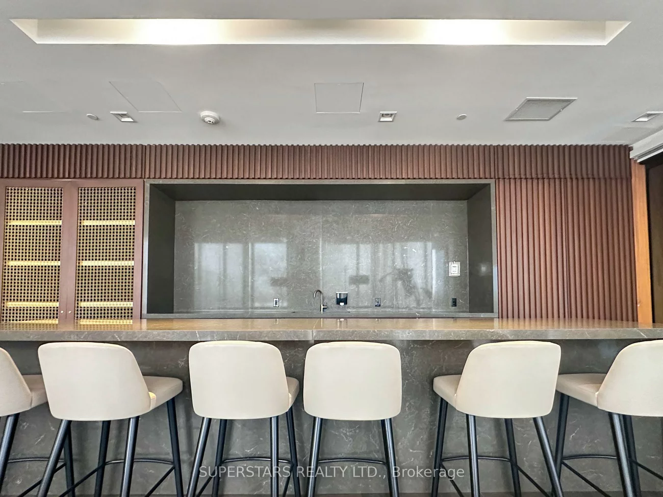 950, Portage, Vaughan Corporate Centre, Vaughan