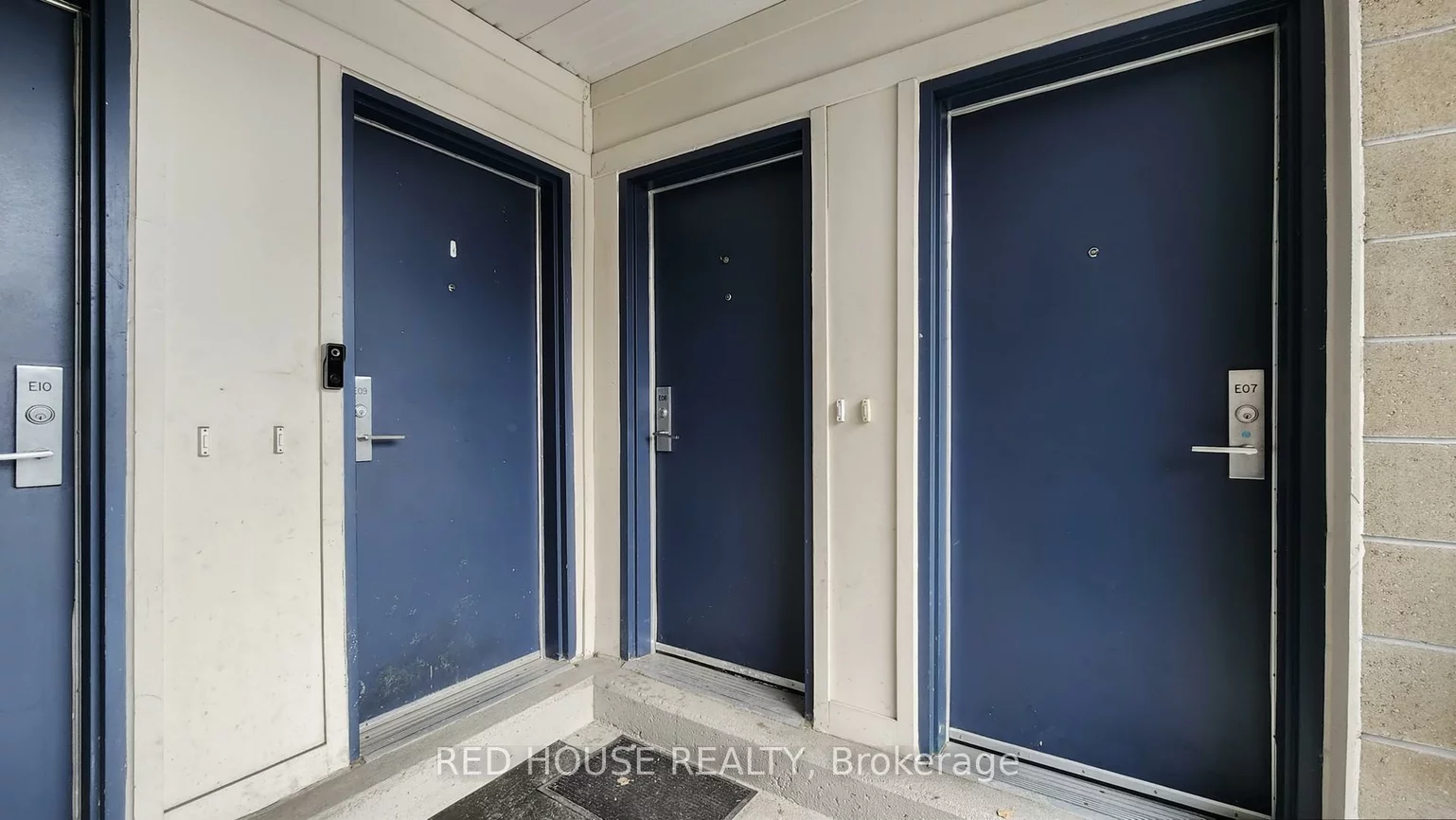 26, Bruce, East Woodbridge, Vaughan