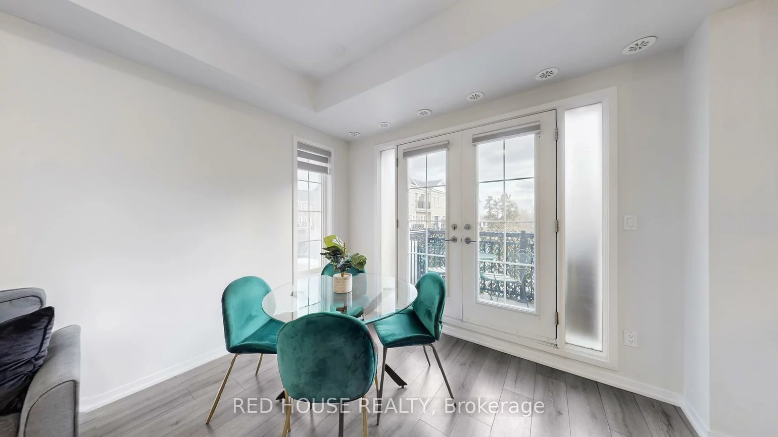 26, Bruce, East Woodbridge, Vaughan