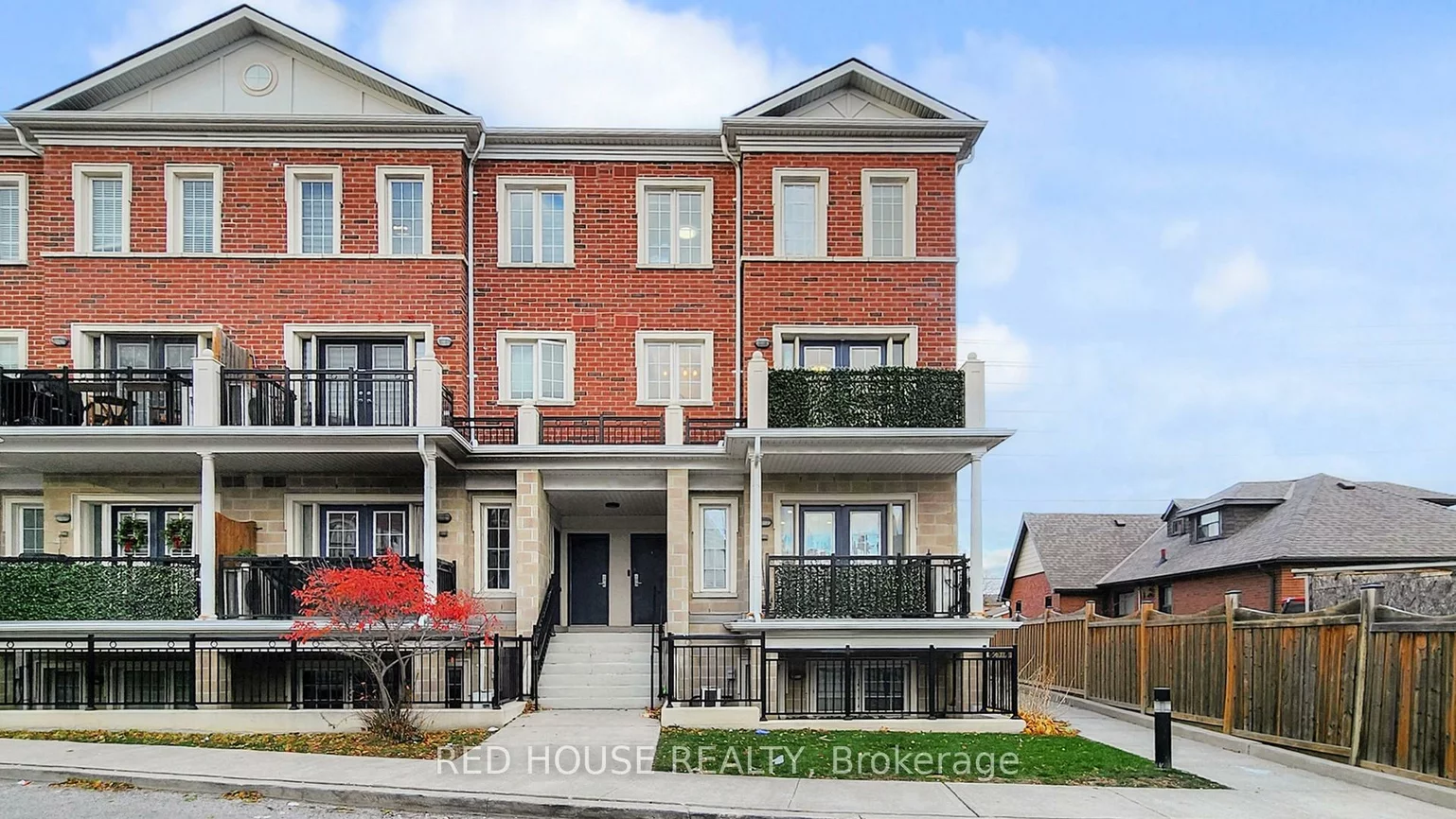 26, Bruce, East Woodbridge, Vaughan