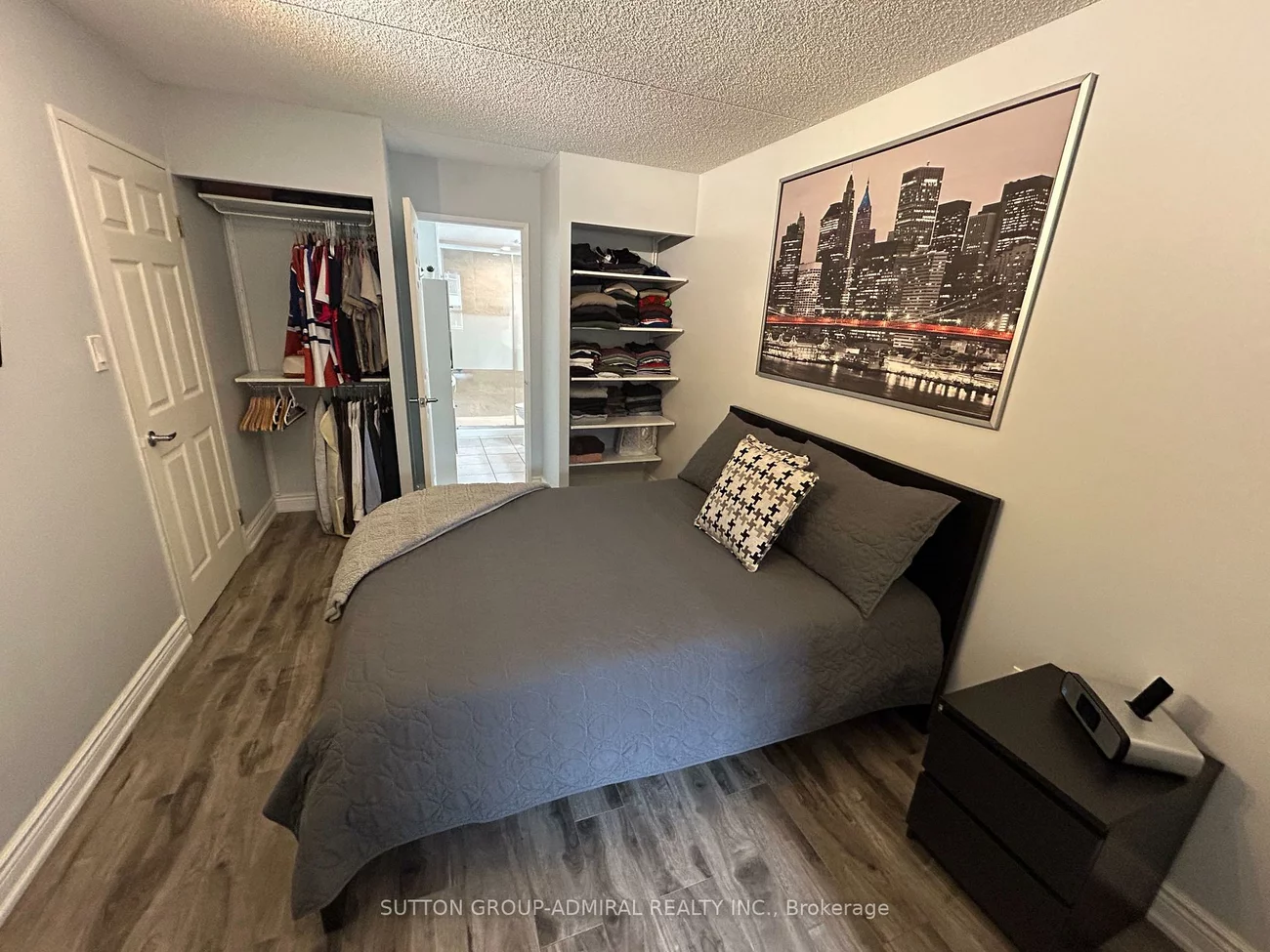 250, Pine Grove, Islington Woods, Vaughan