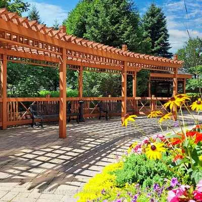 9235, Jane, Maple, Vaughan