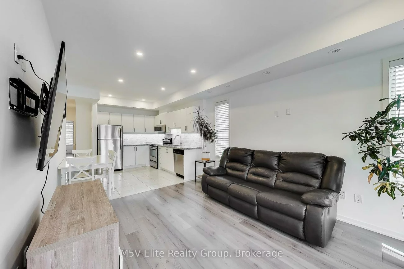 26, Bruce, East Woodbridge, Vaughan