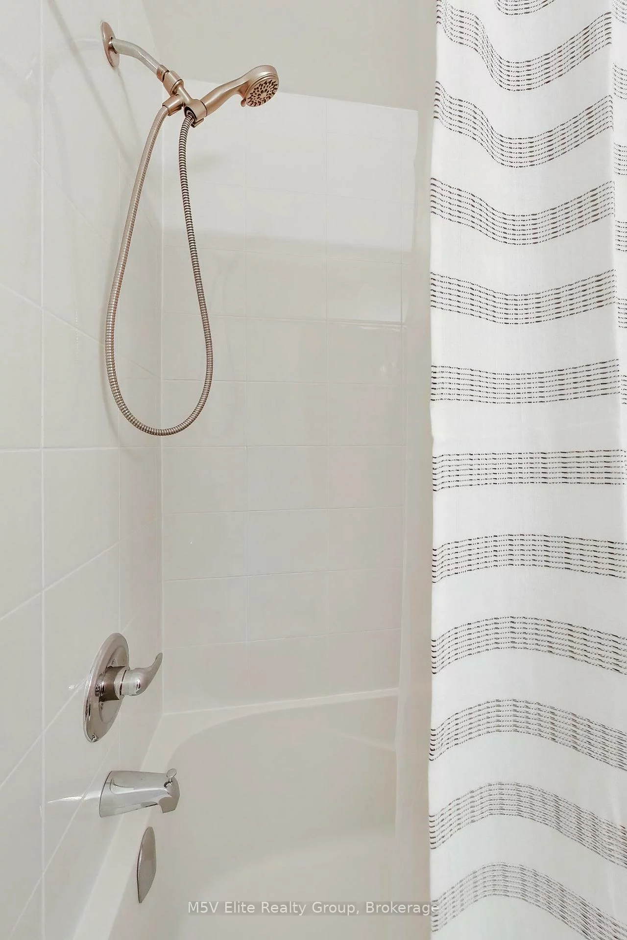 26, Bruce, East Woodbridge, Vaughan