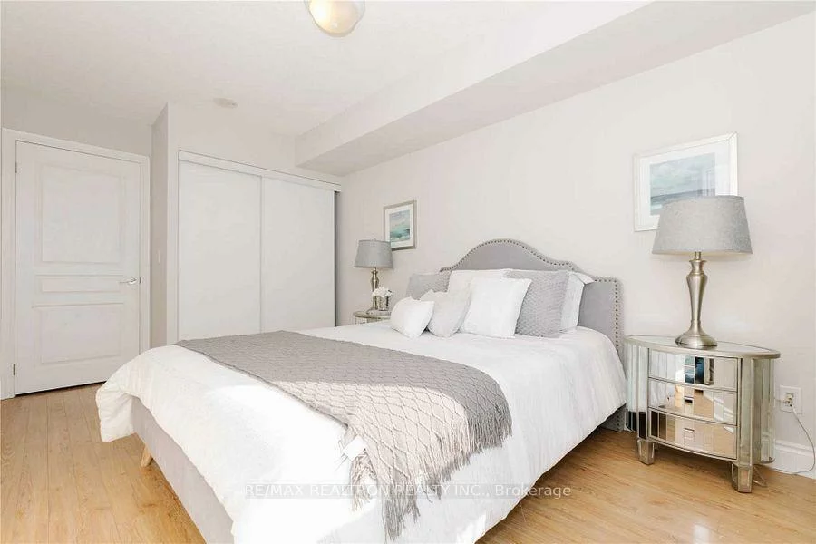 75, North Park, Beverley Glen, Vaughan