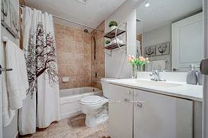 75, North Park, Beverley Glen, Vaughan