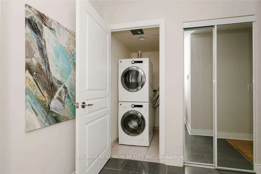 75, North Park, Beverley Glen, Vaughan