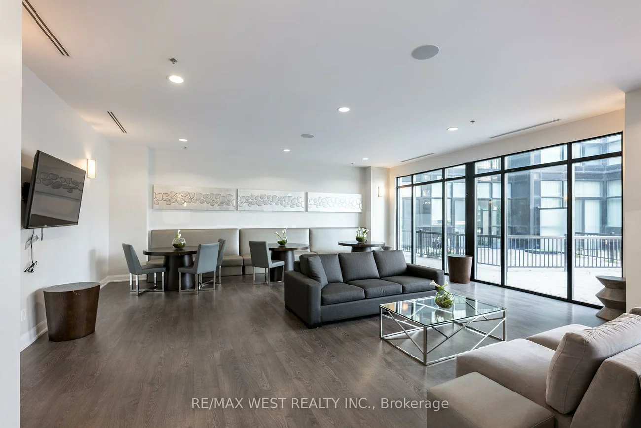 2910, Highway 7, Concord, Vaughan