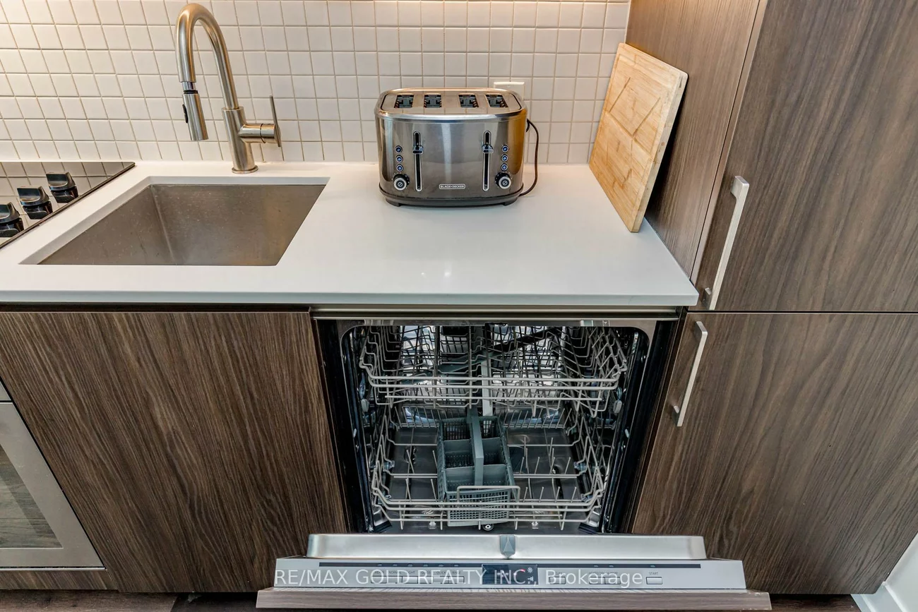 5, Buttermill, Vaughan Corporate Centre, Vaughan