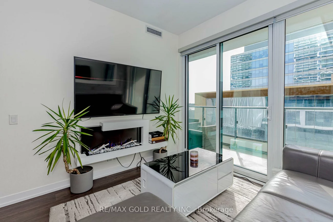 5, Buttermill, Vaughan Corporate Centre, Vaughan