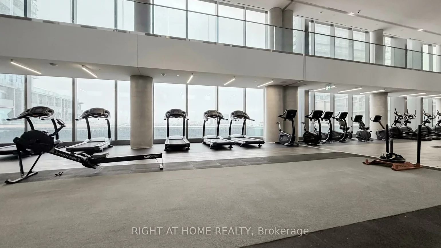 1000, Portage, Vaughan Corporate Centre, Vaughan