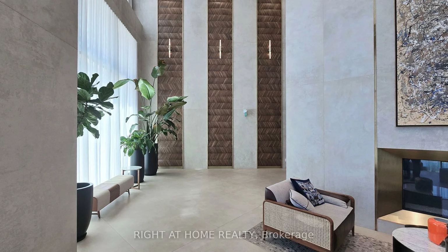 1000, Portage, Vaughan Corporate Centre, Vaughan