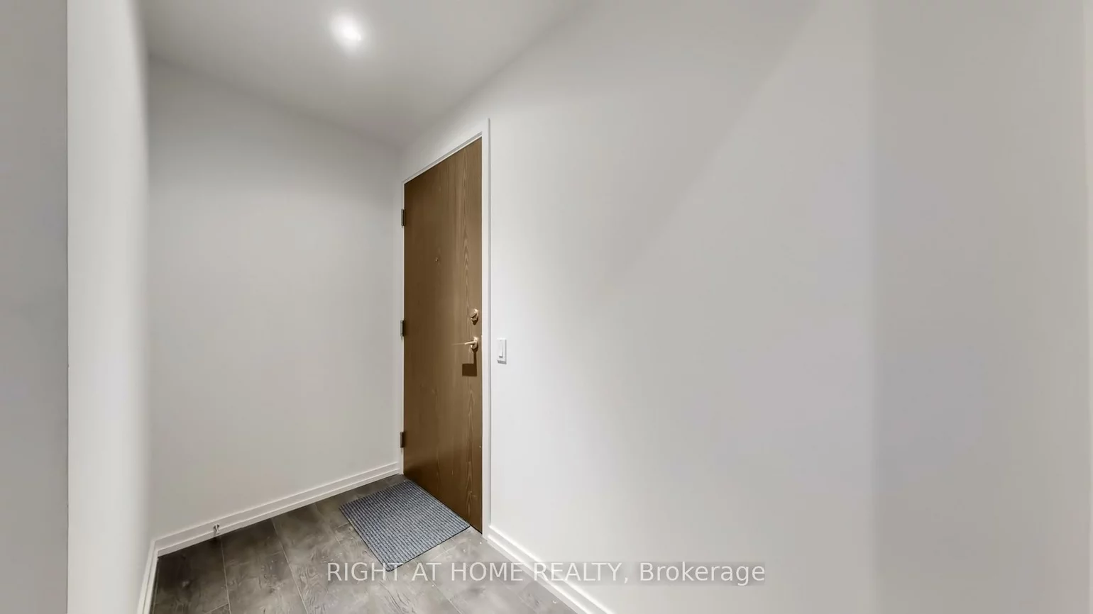 1000, Portage, Vaughan Corporate Centre, Vaughan