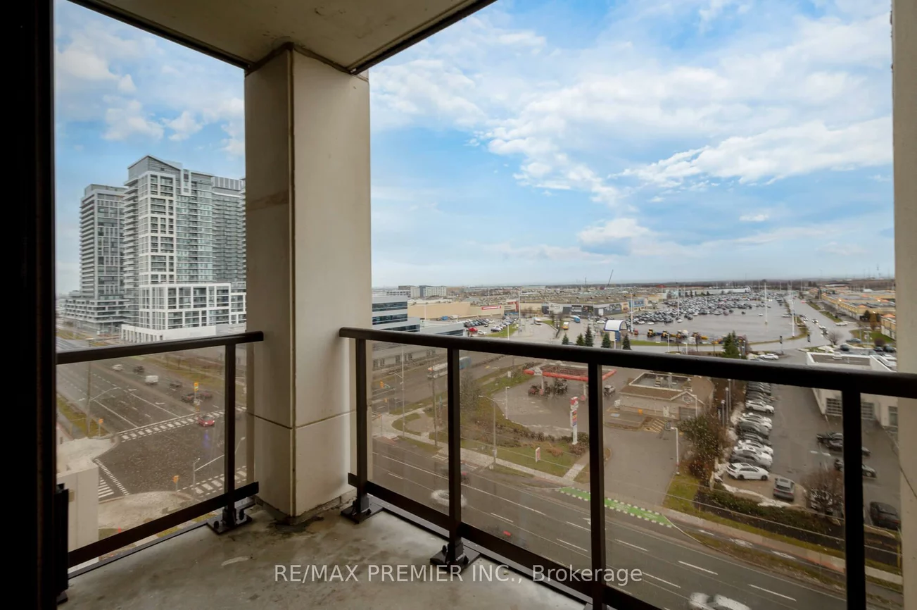 9085, Jane, Concord, Vaughan