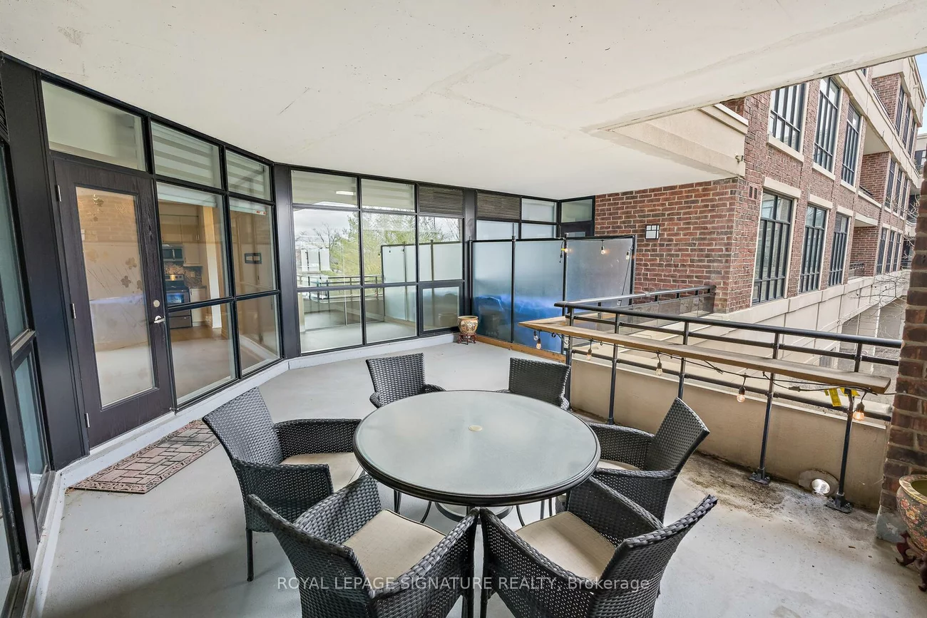 2396, Major Mackenzie, Maple, Vaughan