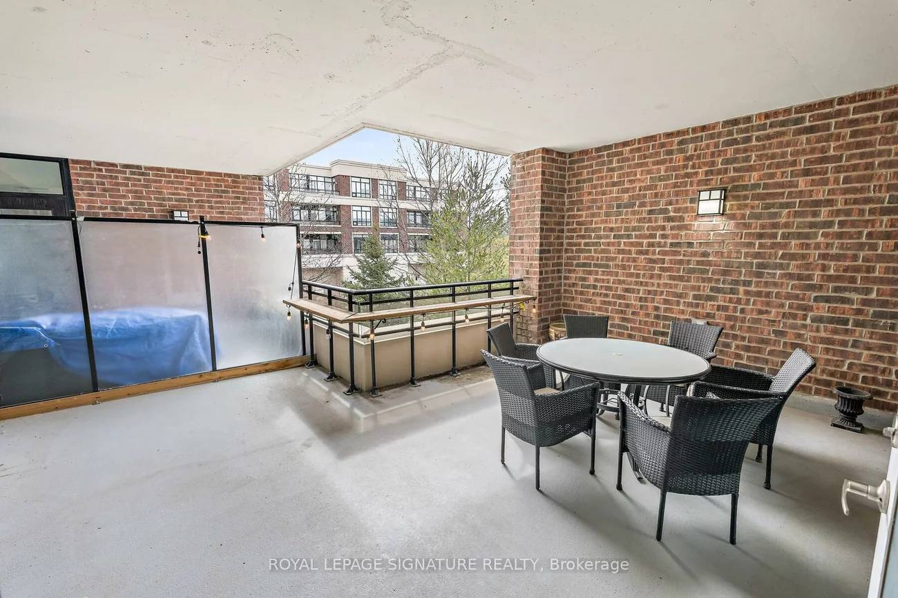 2396, Major Mackenzie, Maple, Vaughan