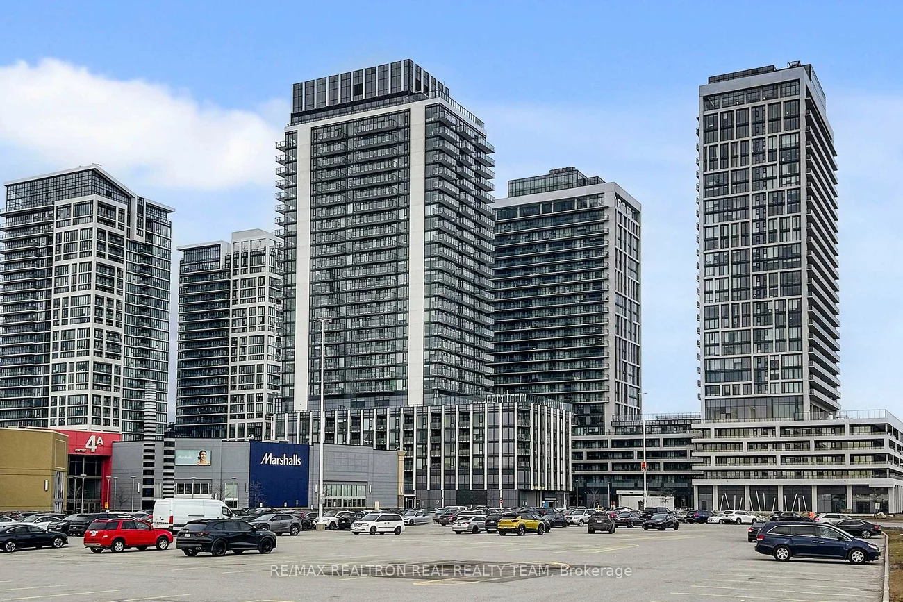 8960, Jane, Vellore Village, Vaughan