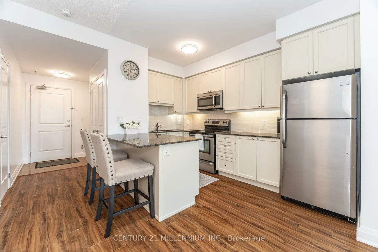 24, Woodstream, Vaughan Grove, Vaughan