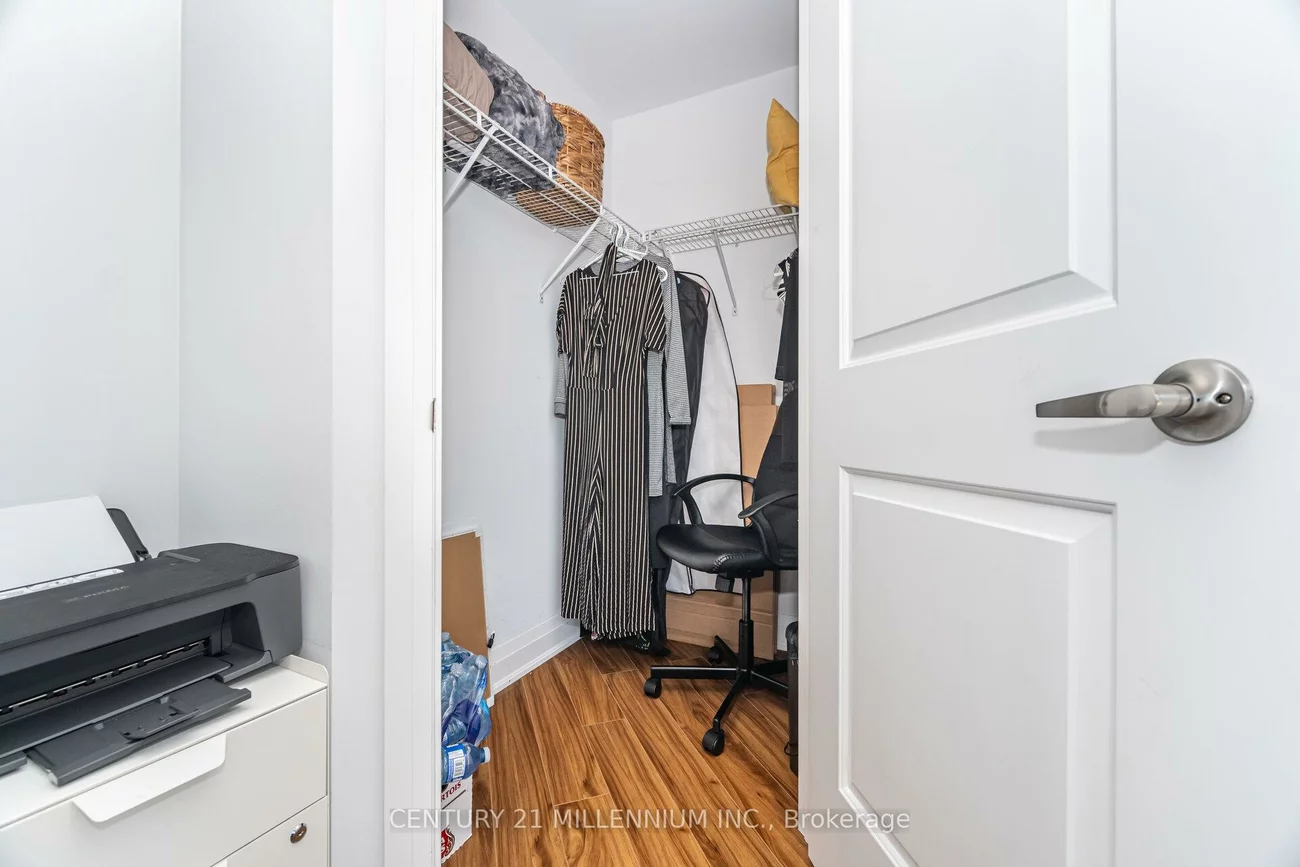 24, Woodstream, Vaughan Grove, Vaughan