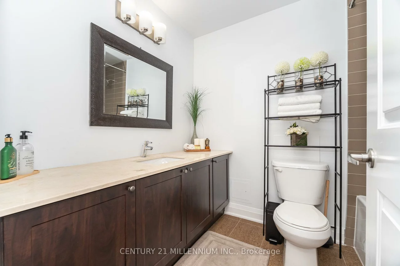 24, Woodstream, Vaughan Grove, Vaughan