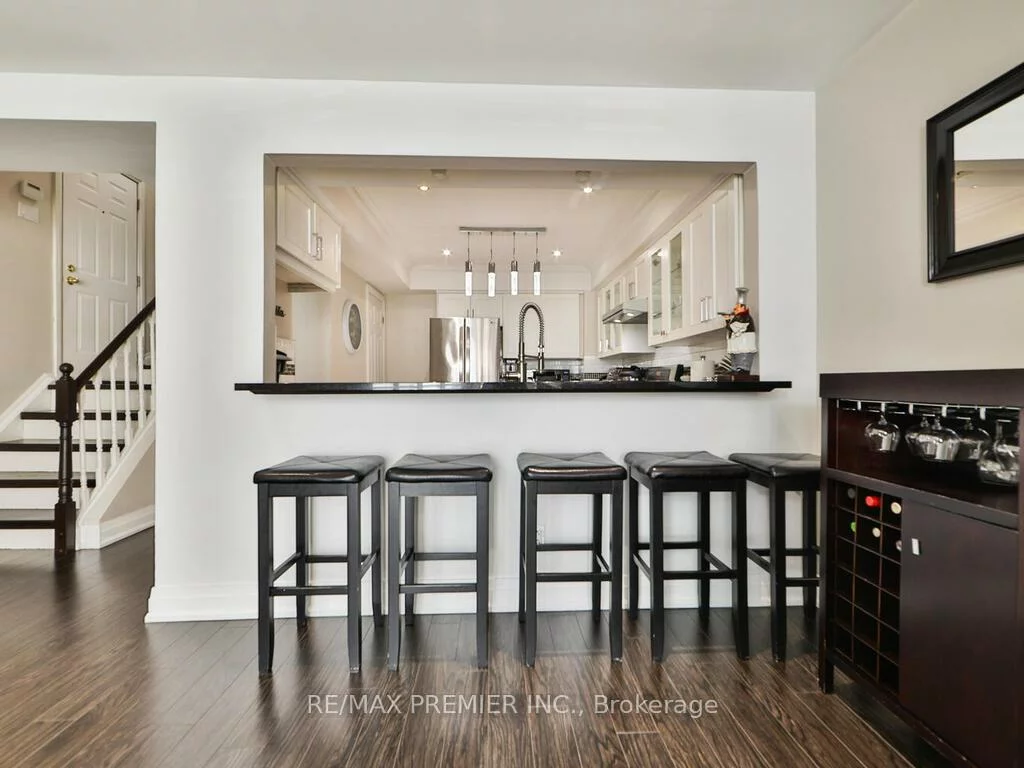 100, Arbors, West Woodbridge, Vaughan