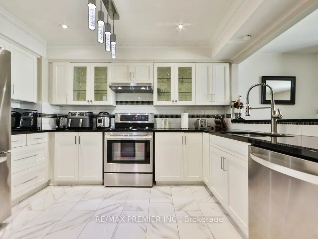 100, Arbors, West Woodbridge, Vaughan