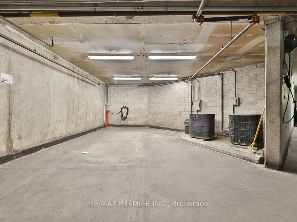 100, Arbors, West Woodbridge, Vaughan