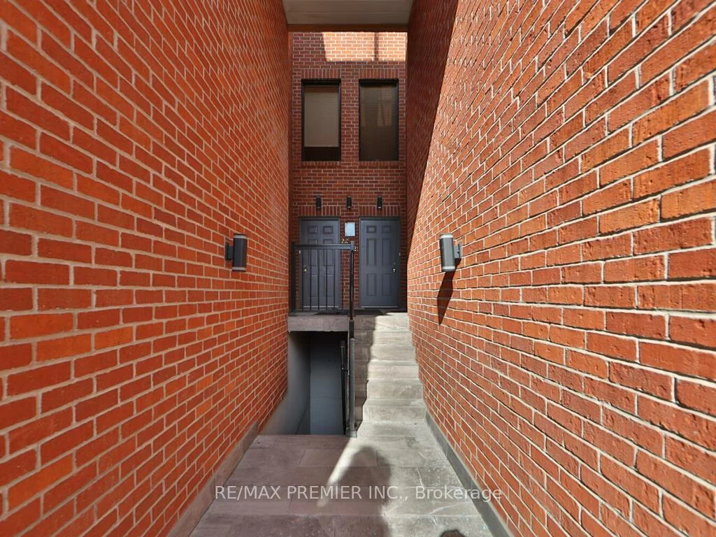 100, Arbors, West Woodbridge, Vaughan