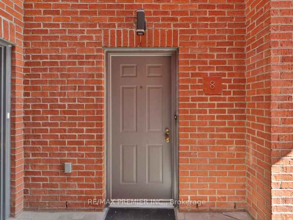 100, Arbors, West Woodbridge, Vaughan