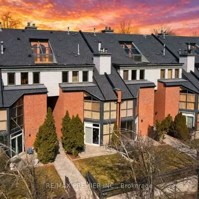 100, Arbors, West Woodbridge, Vaughan