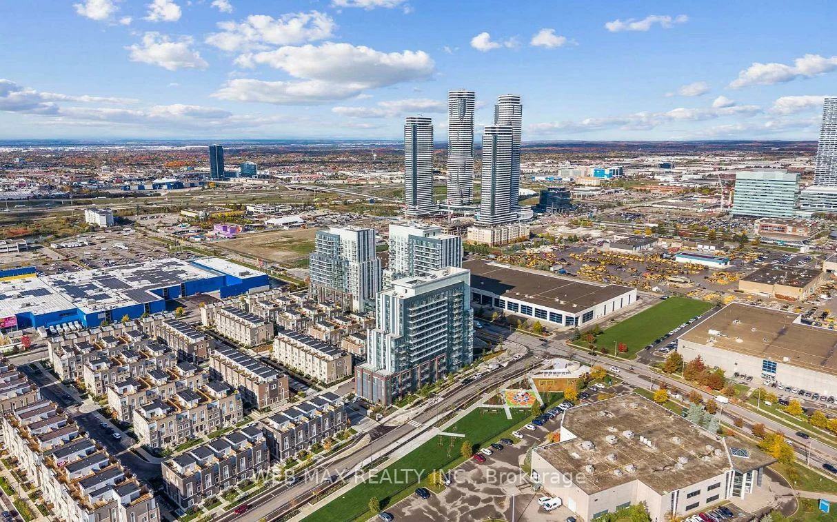 60, Honeycrisp, Vaughan Corporate Centre, Vaughan