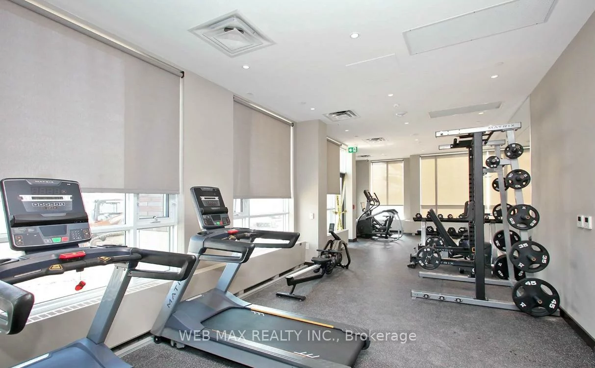60, Honeycrisp, Vaughan Corporate Centre, Vaughan
