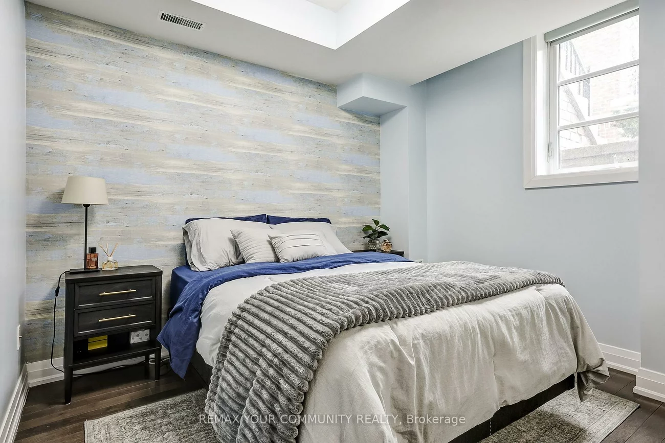 8169, Kipling, West Woodbridge, Vaughan